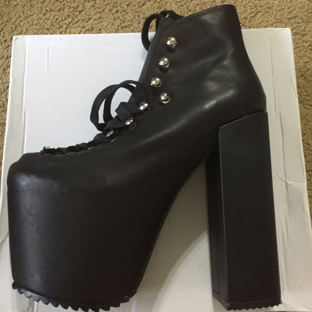 UNIF Hellbounds